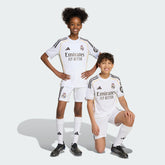 Conjunto Infantil Real Madrid I 2025/26