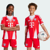 Conjunto Infantil Bayern de Munique I 2025/26