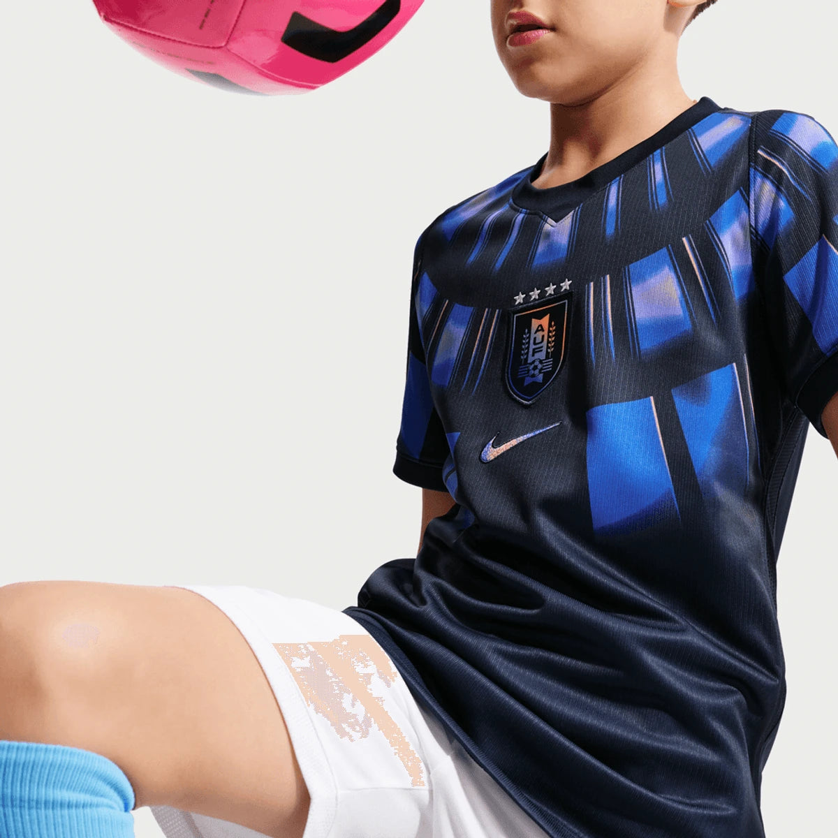 Conjunto Infantil Uruguai II 2026/27