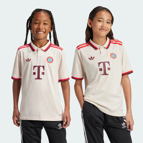 Conjunto Infantil Bayern de Munique III 2024/25