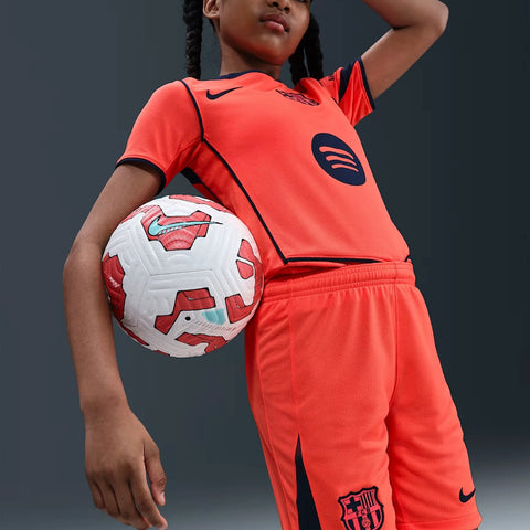 Conjunto Infantil Barcelona III 2025/26