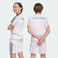 Conjunto Infantil Bayern de Munique II 2025/26