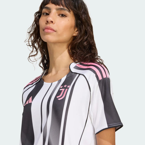 Camisa Juventus I 2025/26 Feminina