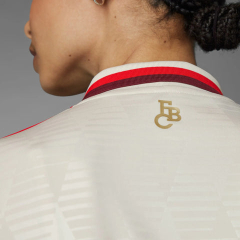 Camisa Bayern de Munique III 2024/25 Feminina