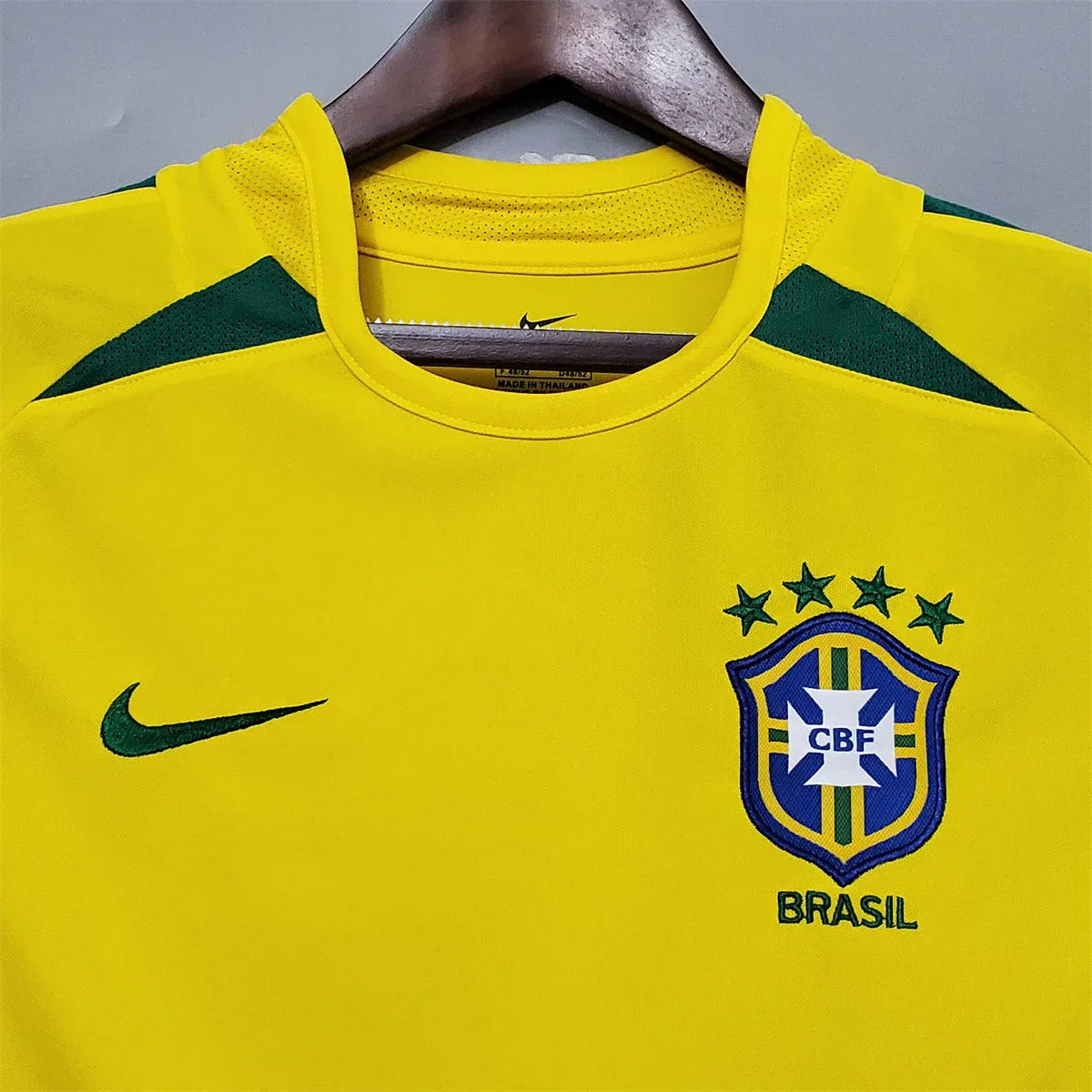 Camisa Retrô Seleção Brasileira I 2002/03