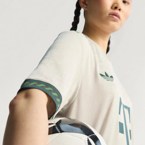 Camisa Bayern de Munique Especial Oktoberfest 2025 Feminina