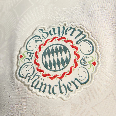 Camisa Bayern de Munique Especial Oktoberfest 2025 Feminina