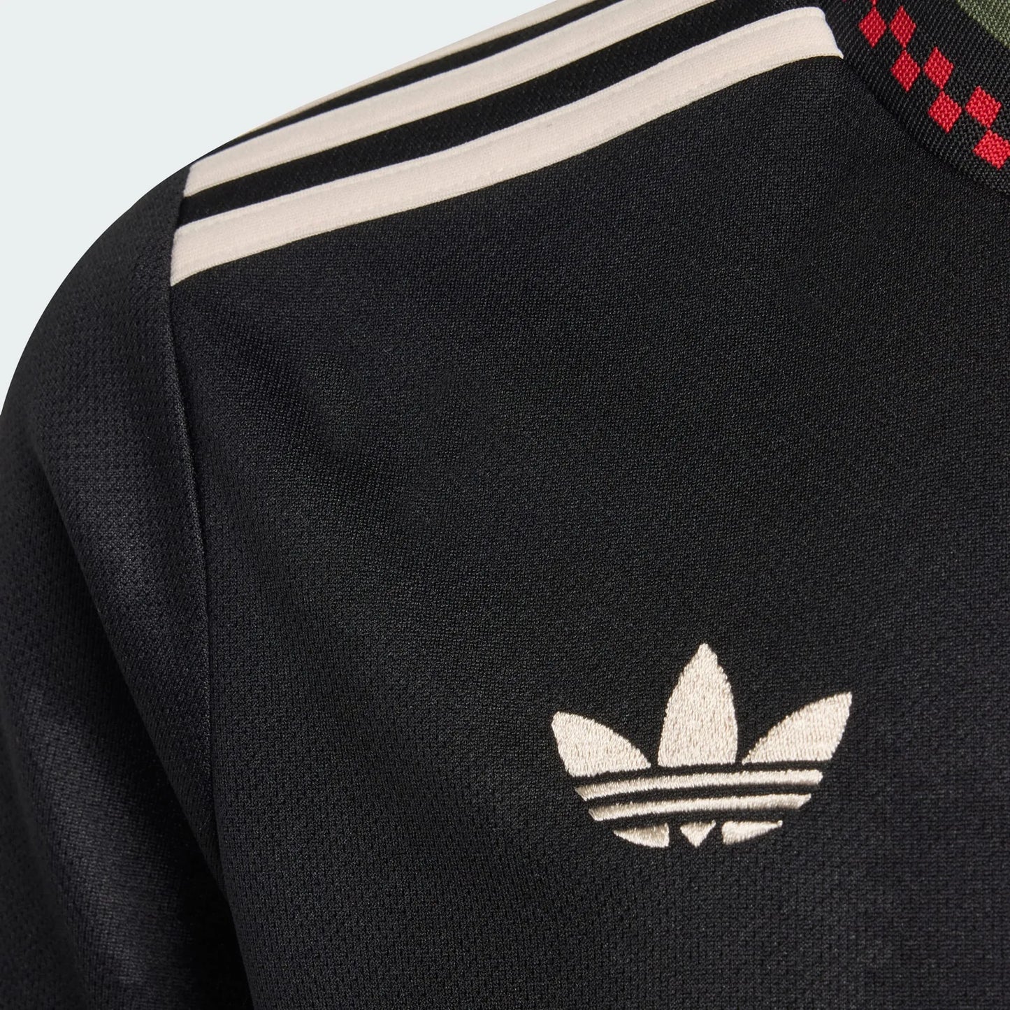 Conjunto Infantil Bayern de Munique III 2025/26