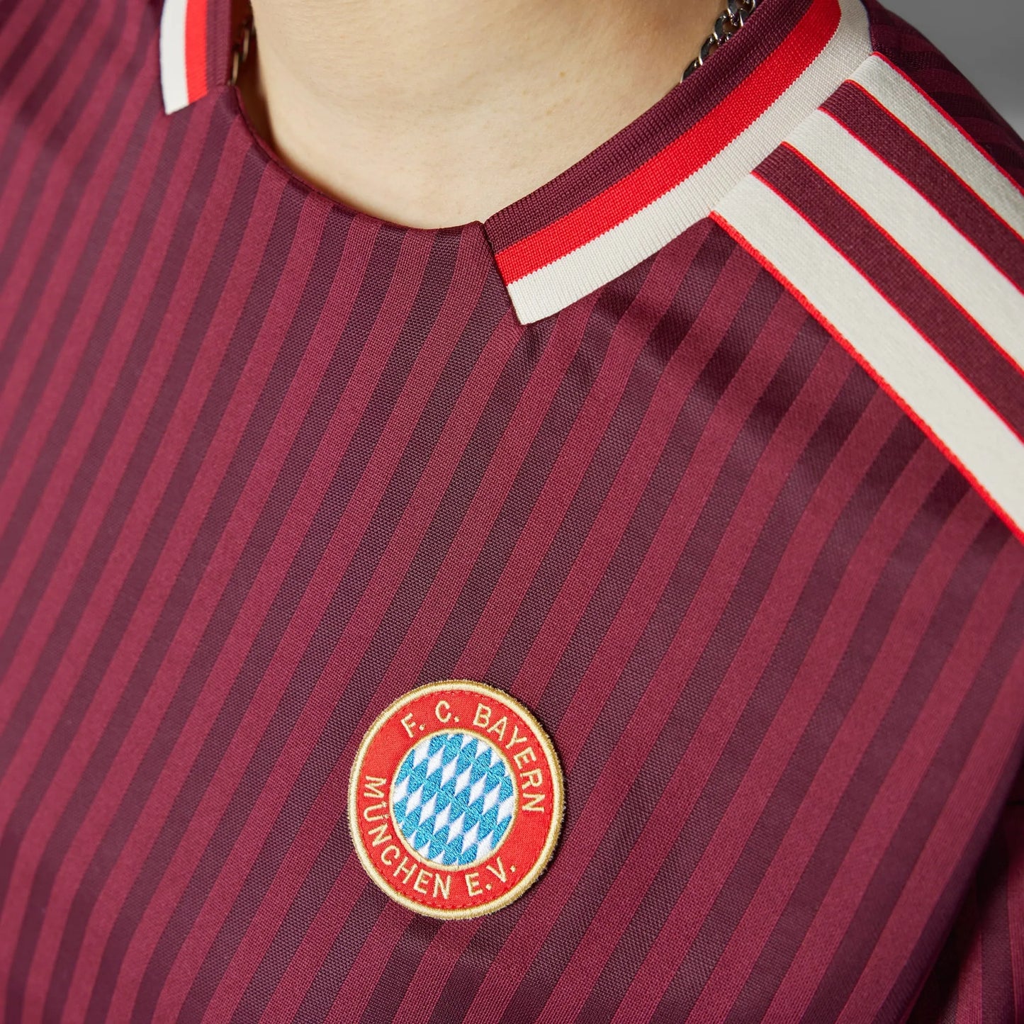 Camisa Bayern de Munique Linha Icon 2025/26