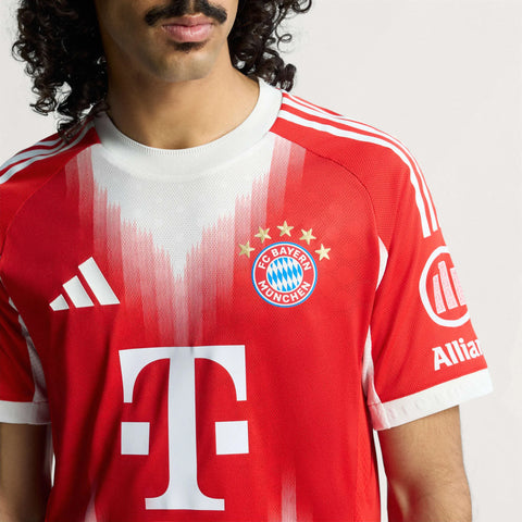 Camisa Bayern de Munique I 2025/26 Jogador