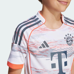 Conjunto Infantil Bayern de Munique II 2025/26