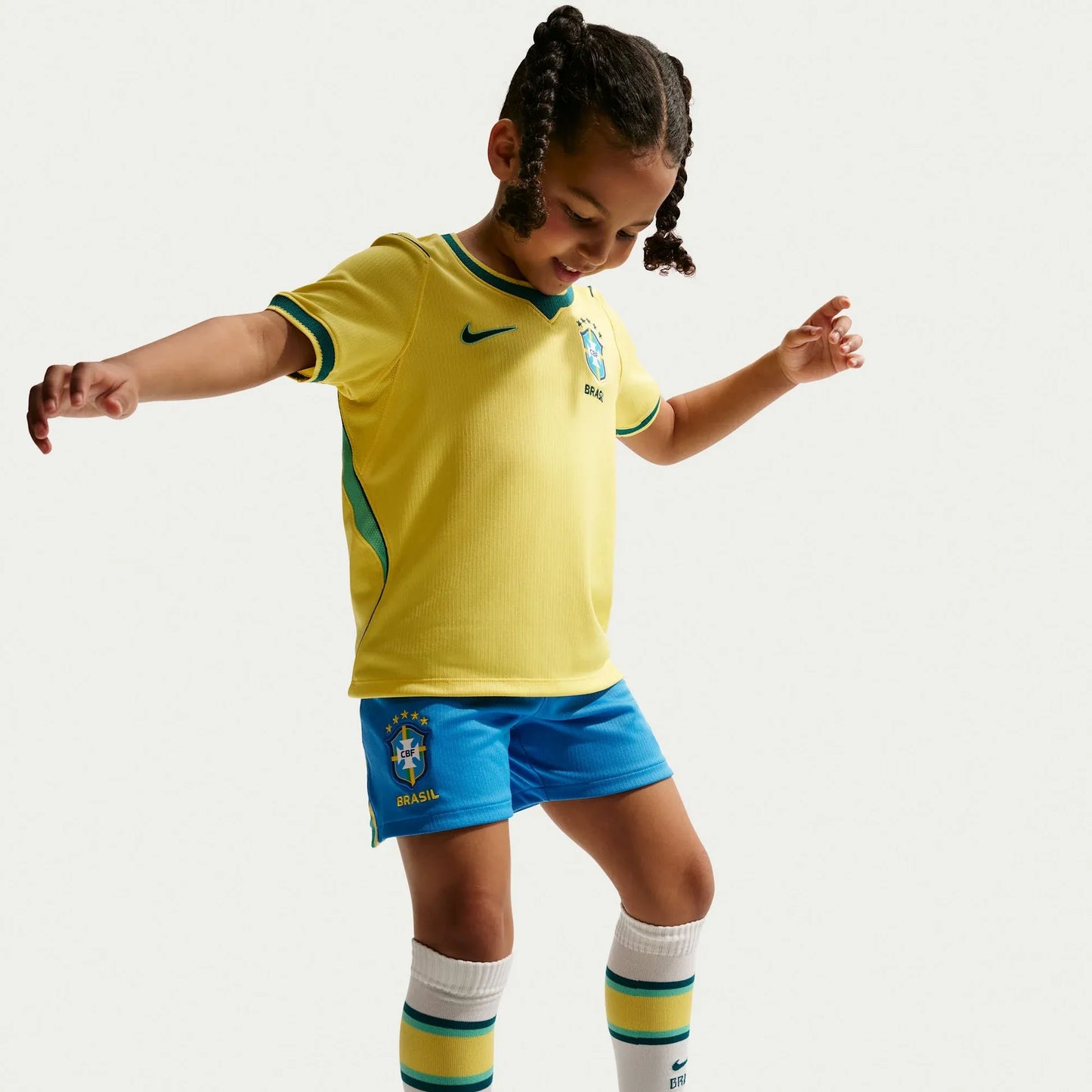 Conjunto Infantil Brasil Titular 2026/27 [PRONTA ENTREGA]