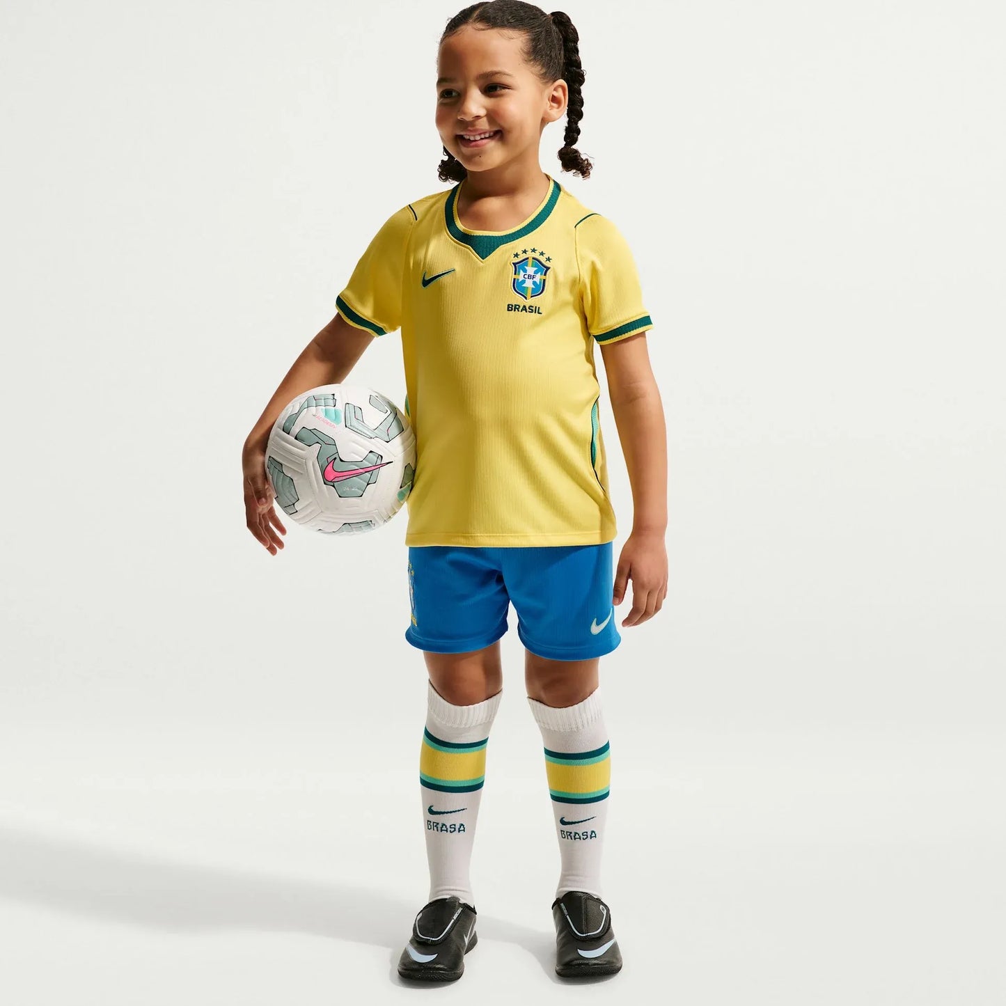 Conjunto Infantil Brasil Titular 2026/27 [PRONTA ENTREGA]
